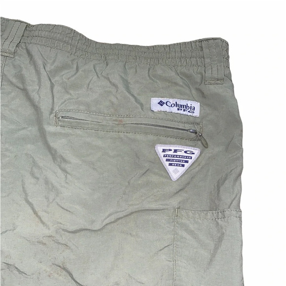 Columbia green shorts size 32 - Picture 3 of 9